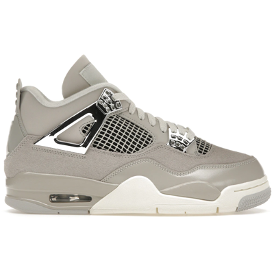 Air Jordan 4 Frozen Moments