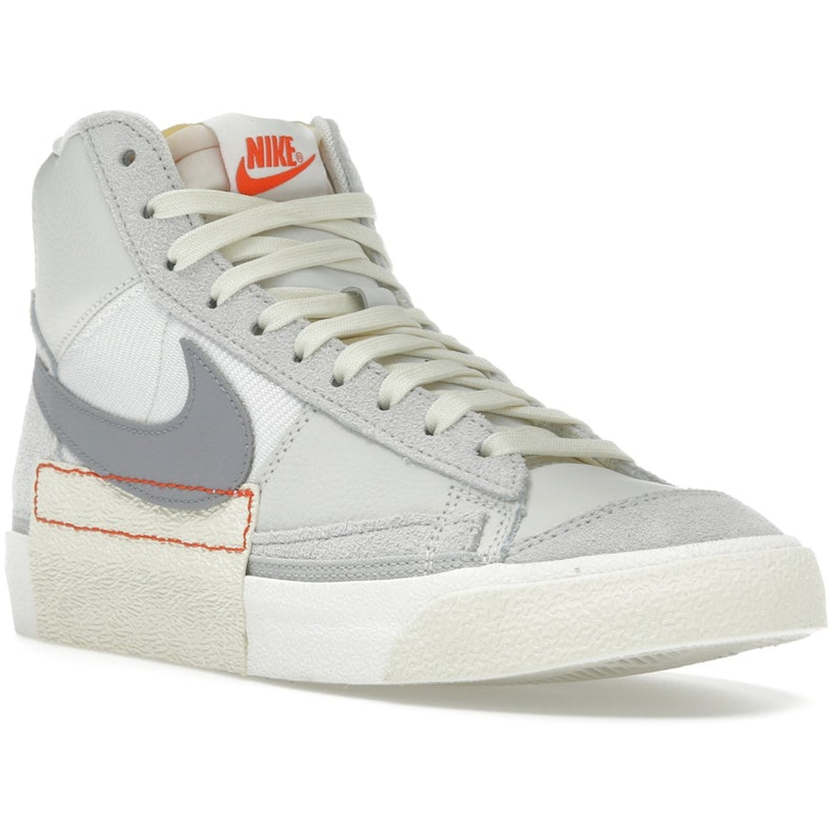 Thumbnail af Nike Blazer Mid 77 Pro Club White Cement Grey 2