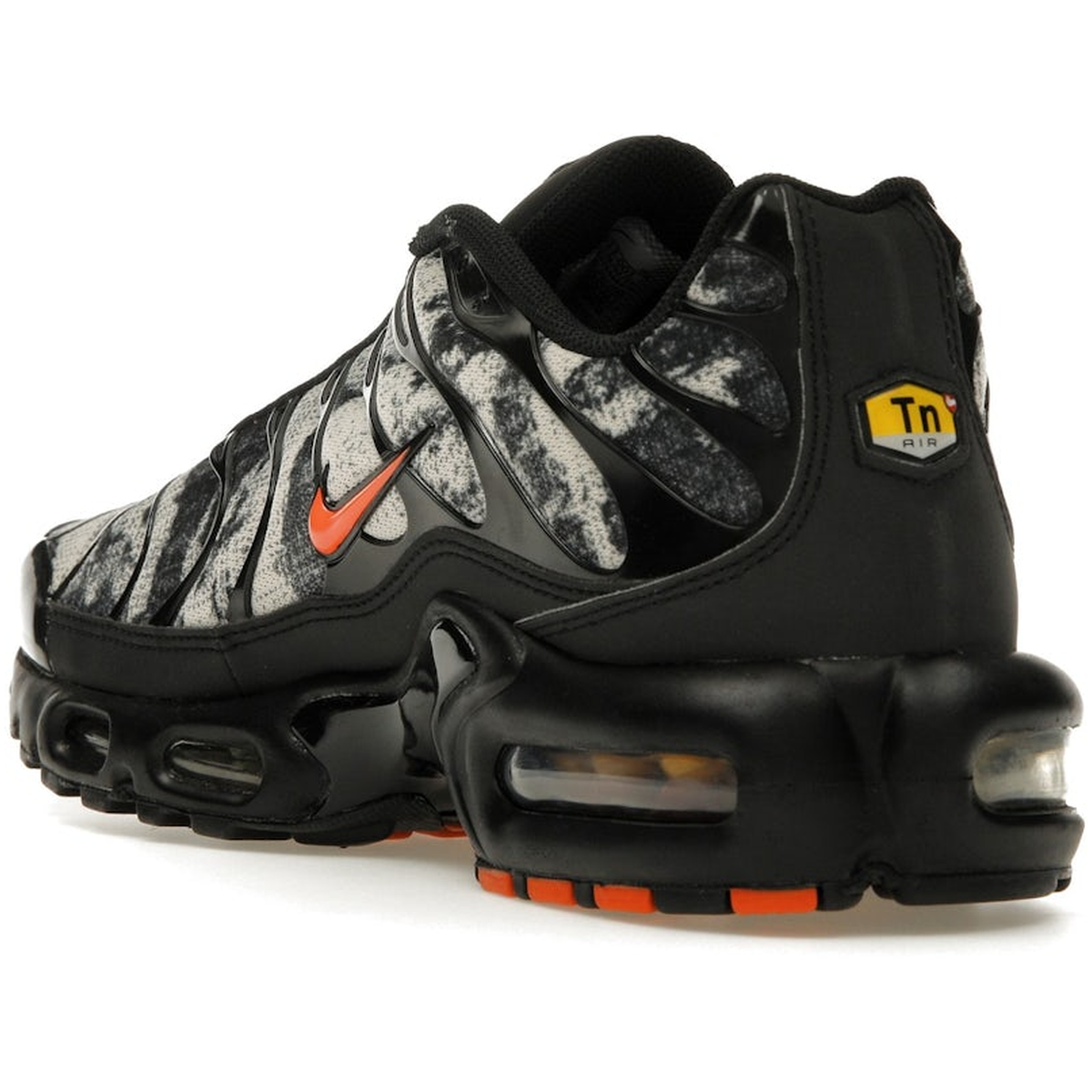 Thumbnail af Nike Air Max Plus Camo Black Safety Orange 4
