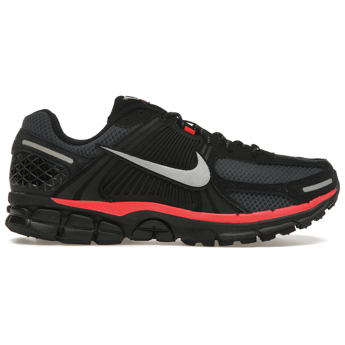 Nike Zoom Vomero 5 Black Metallic University Red