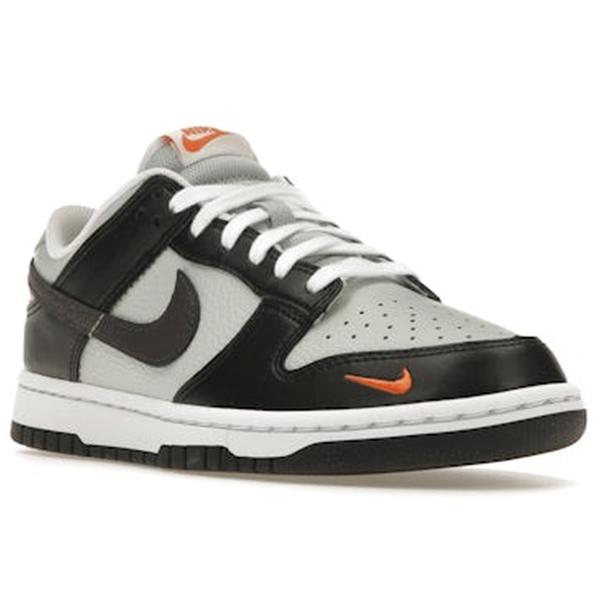 Thumbnail af Nike Dunk Low Black Total Orange Mini Swoosh 2